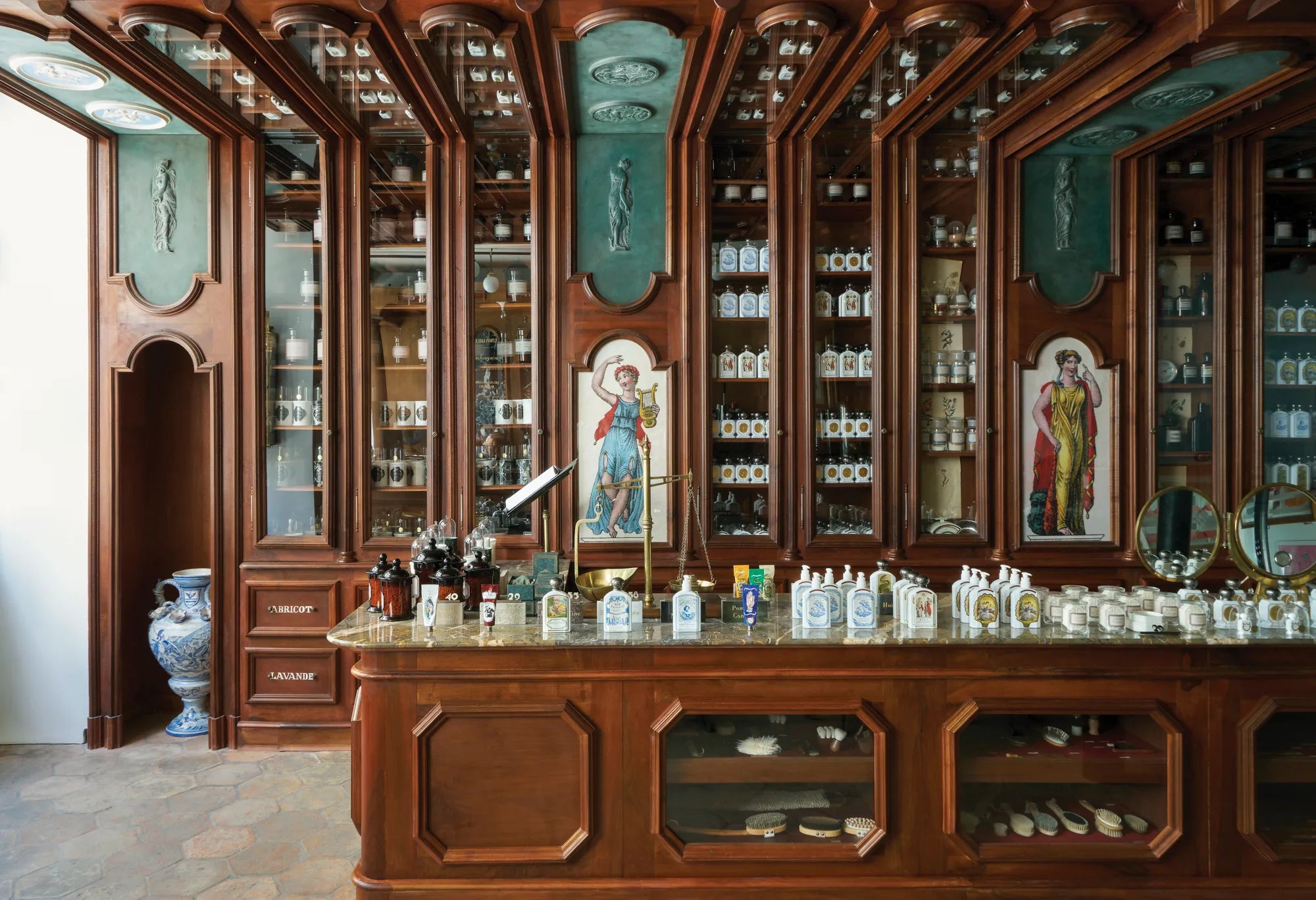 Officene Universelle Buly